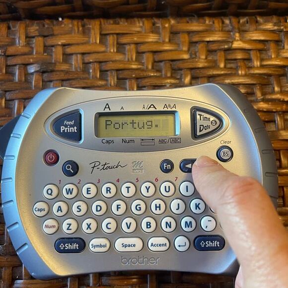 BROTHER P-TOUCH PT-70 Silver Label Maker TESTED - Picture 7 of 12